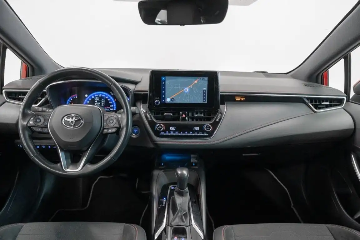 TOYOTA COROLLA
