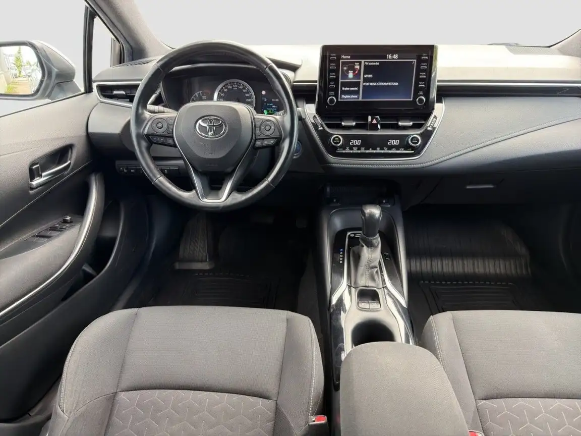 TOYOTA COROLLA