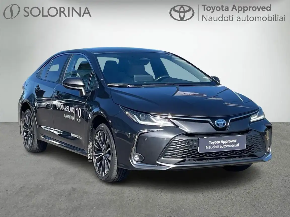 TOYOTA COROLLA