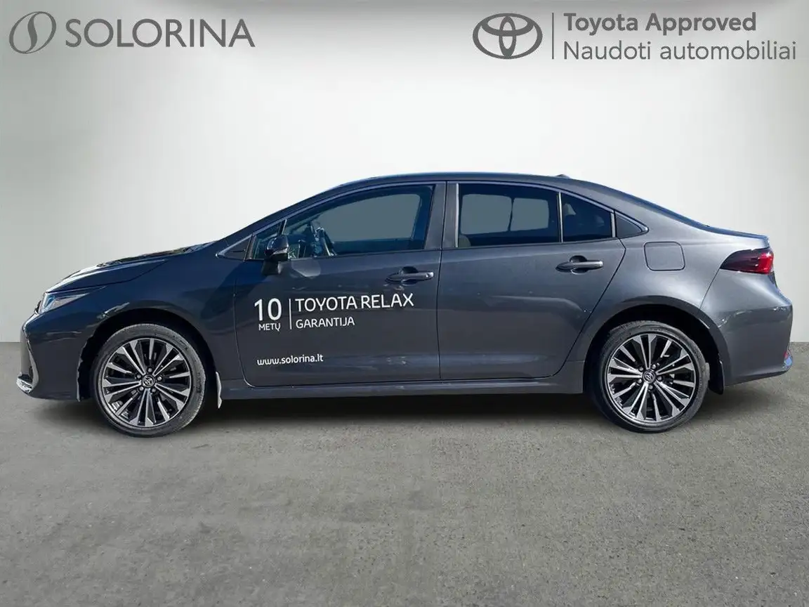 TOYOTA COROLLA