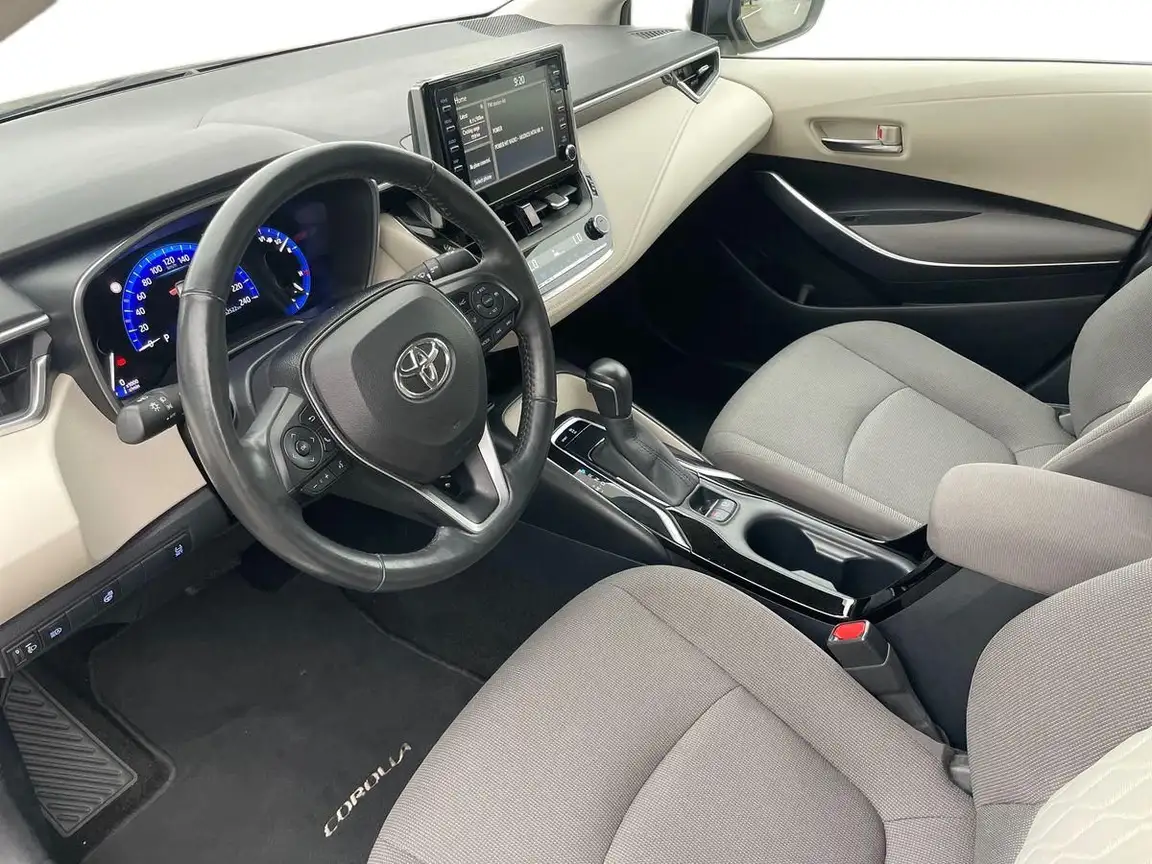 TOYOTA COROLLA