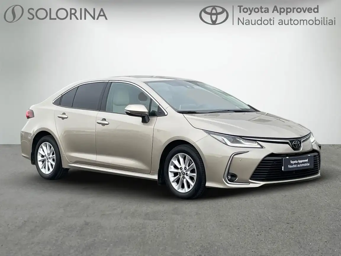 TOYOTA COROLLA