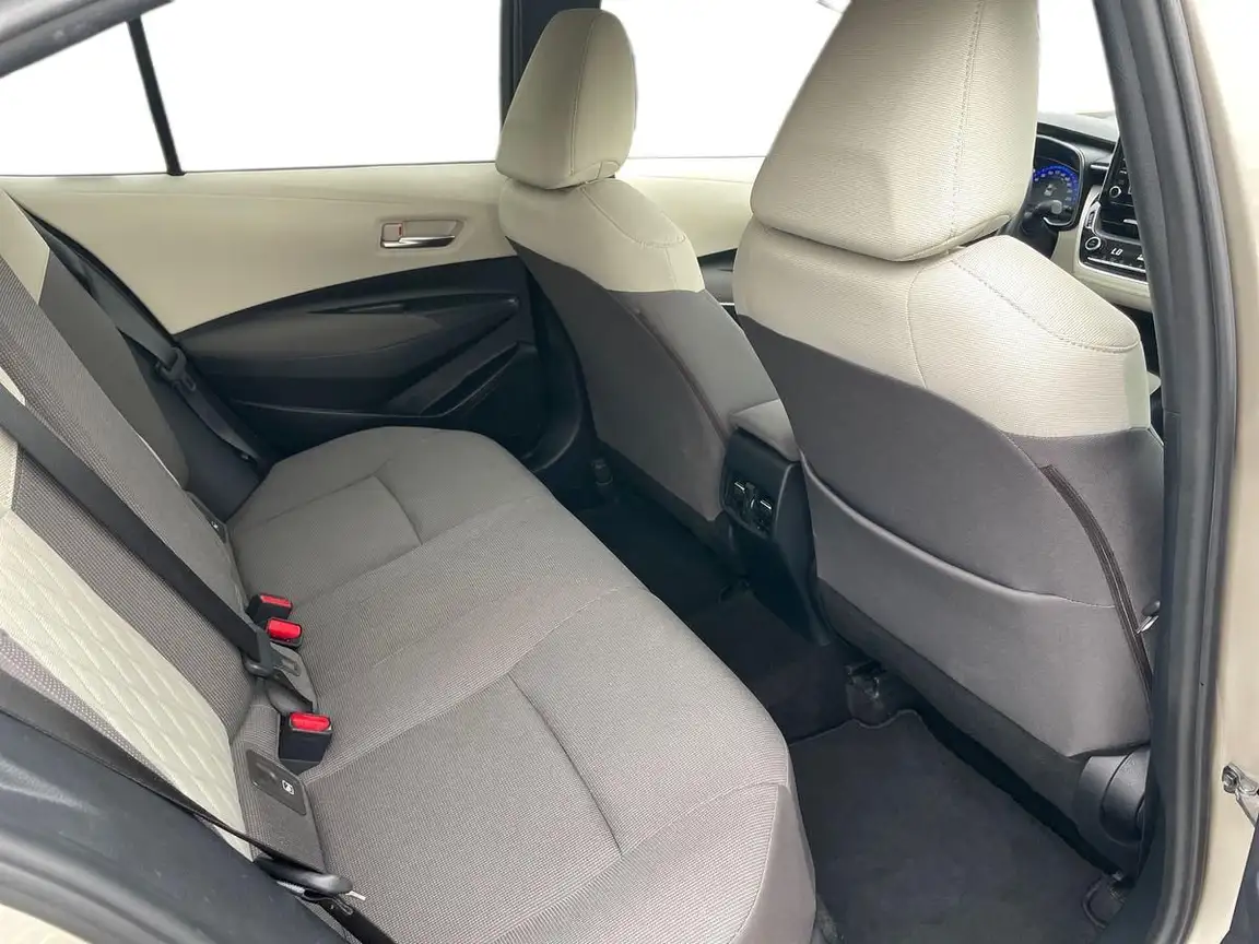 TOYOTA COROLLA