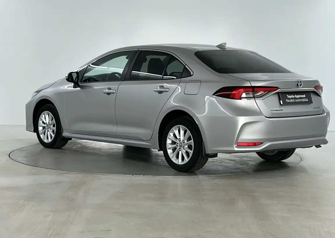 TOYOTA COROLLA