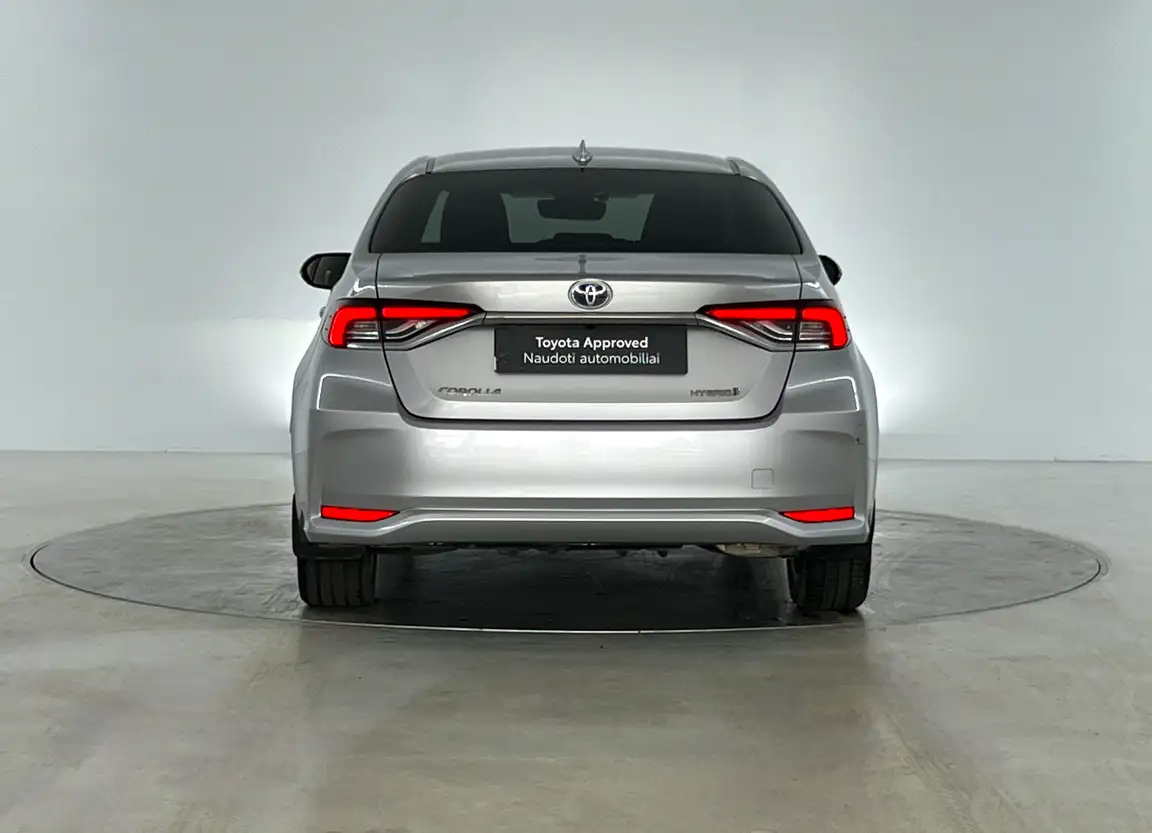 TOYOTA COROLLA