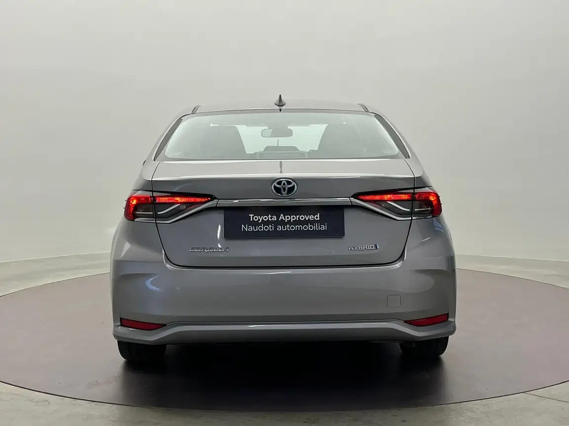 TOYOTA COROLLA