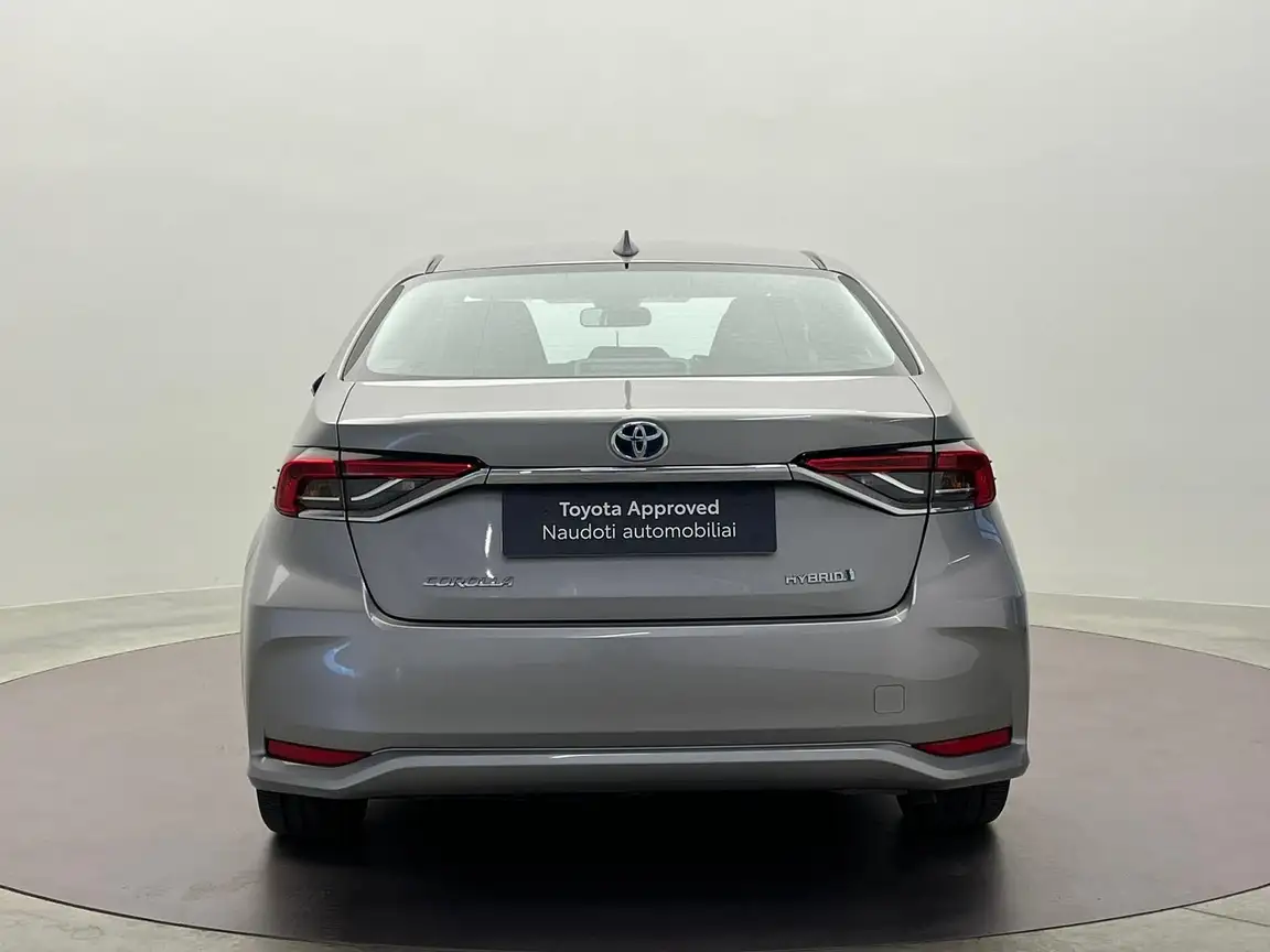 TOYOTA COROLLA