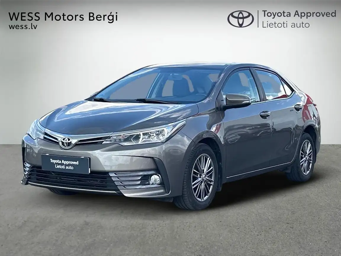 TOYOTA COROLLA