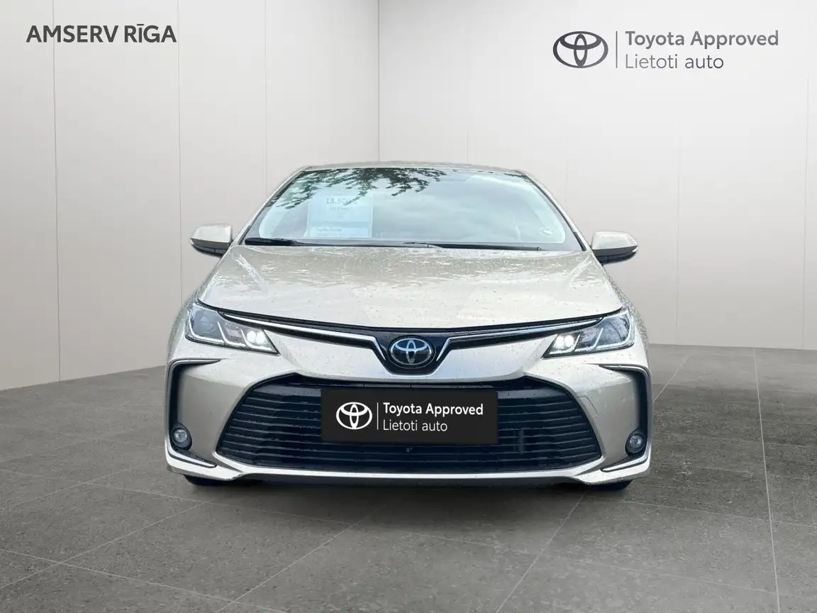 TOYOTA COROLLA