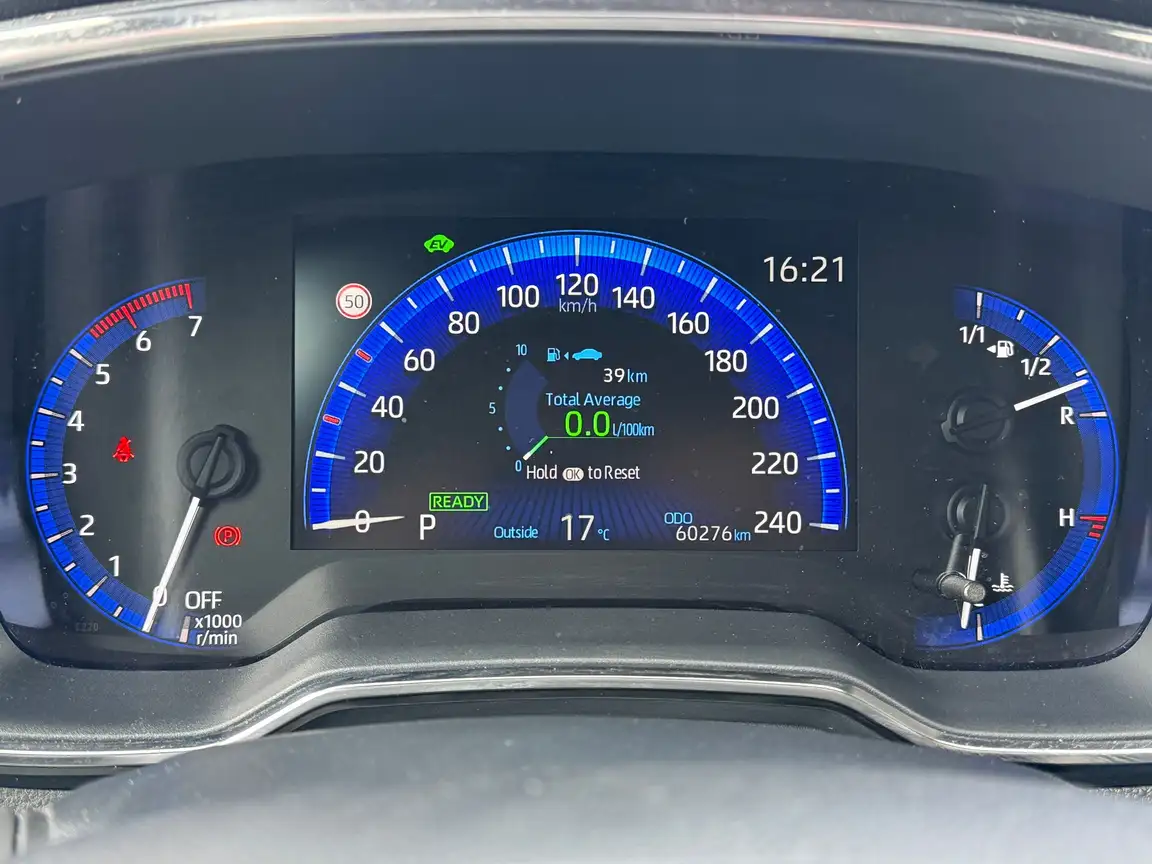 TOYOTA COROLLA