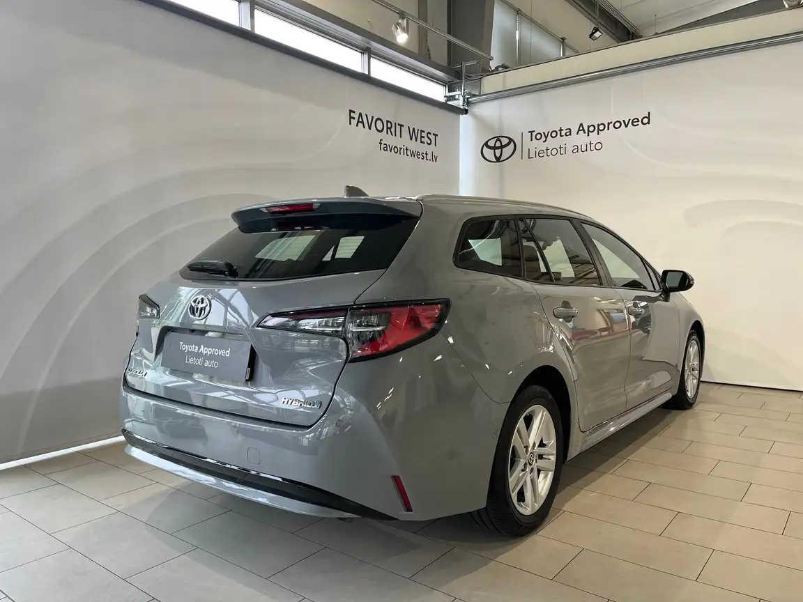 TOYOTA COROLLA