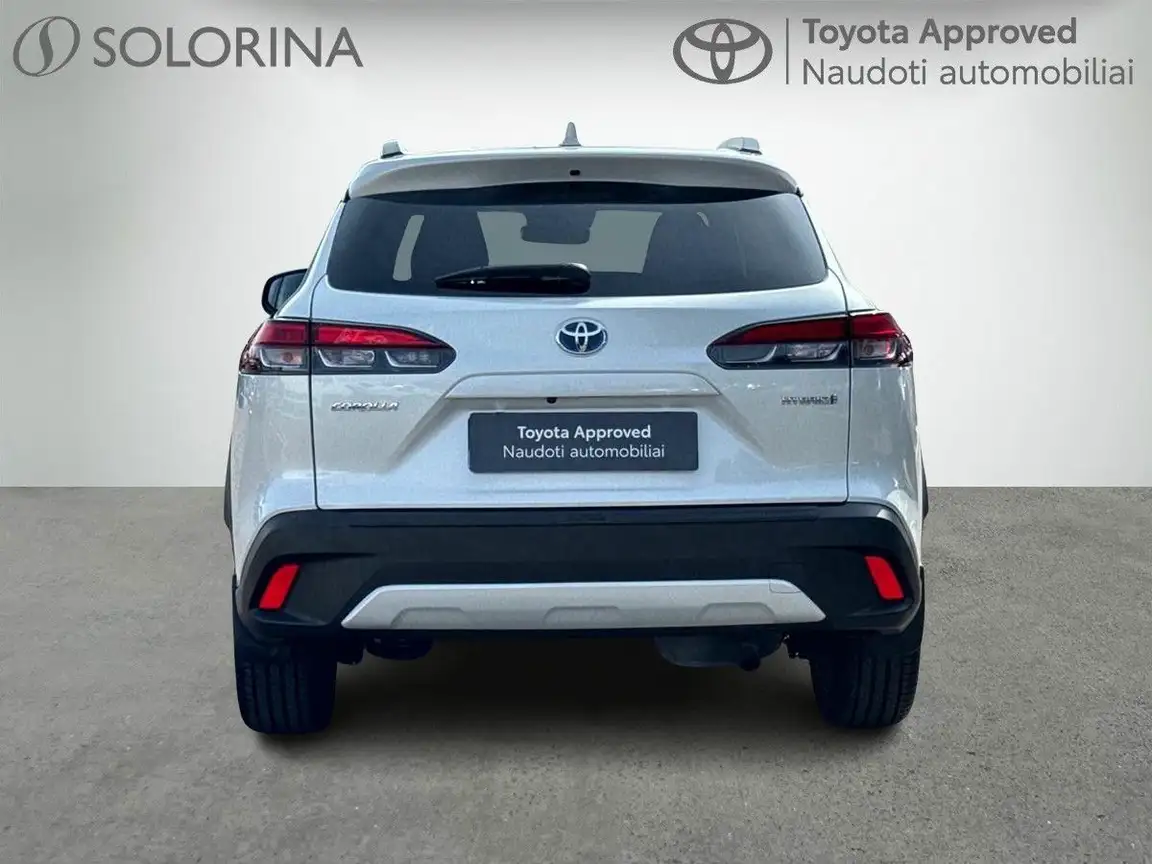 TOYOTA COROLLA CROSS