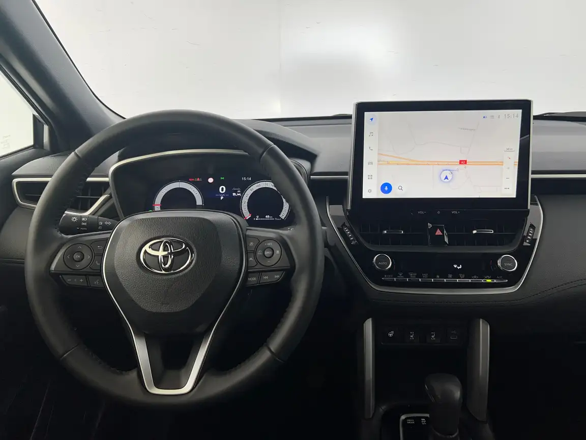 TOYOTA COROLLA CROSS