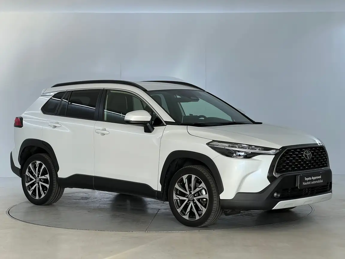 TOYOTA COROLLA CROSS