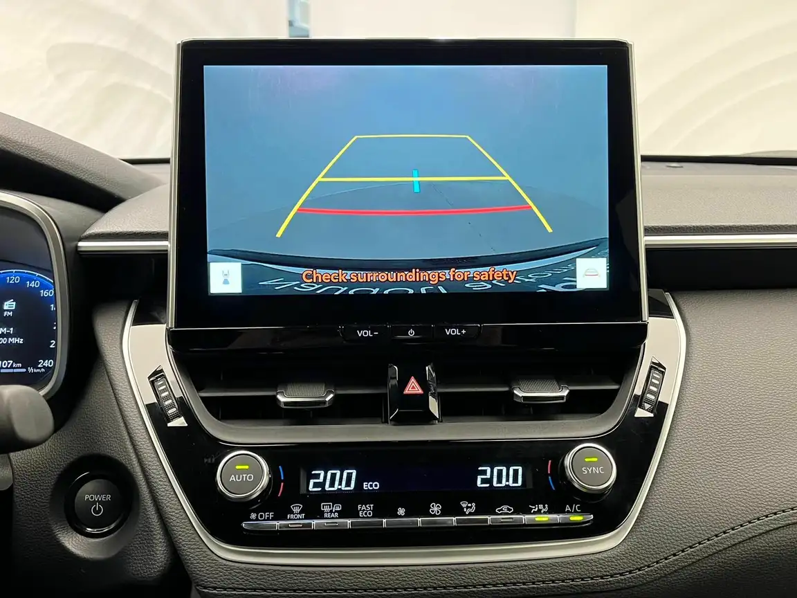 TOYOTA COROLLA CROSS