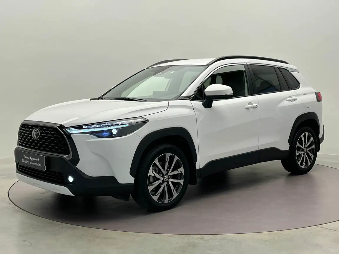 TOYOTA COROLLA CROSS
