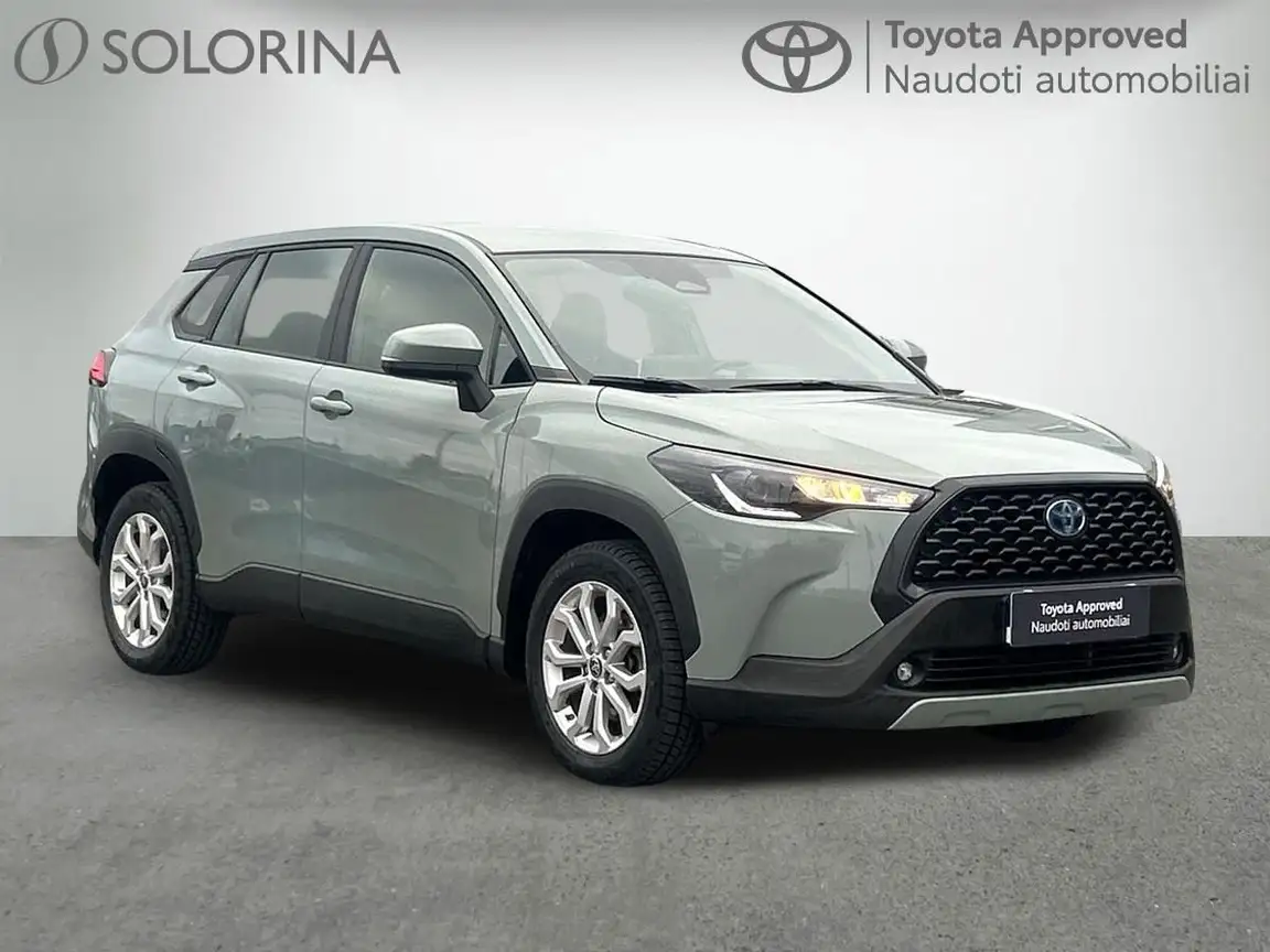 TOYOTA COROLLA CROSS