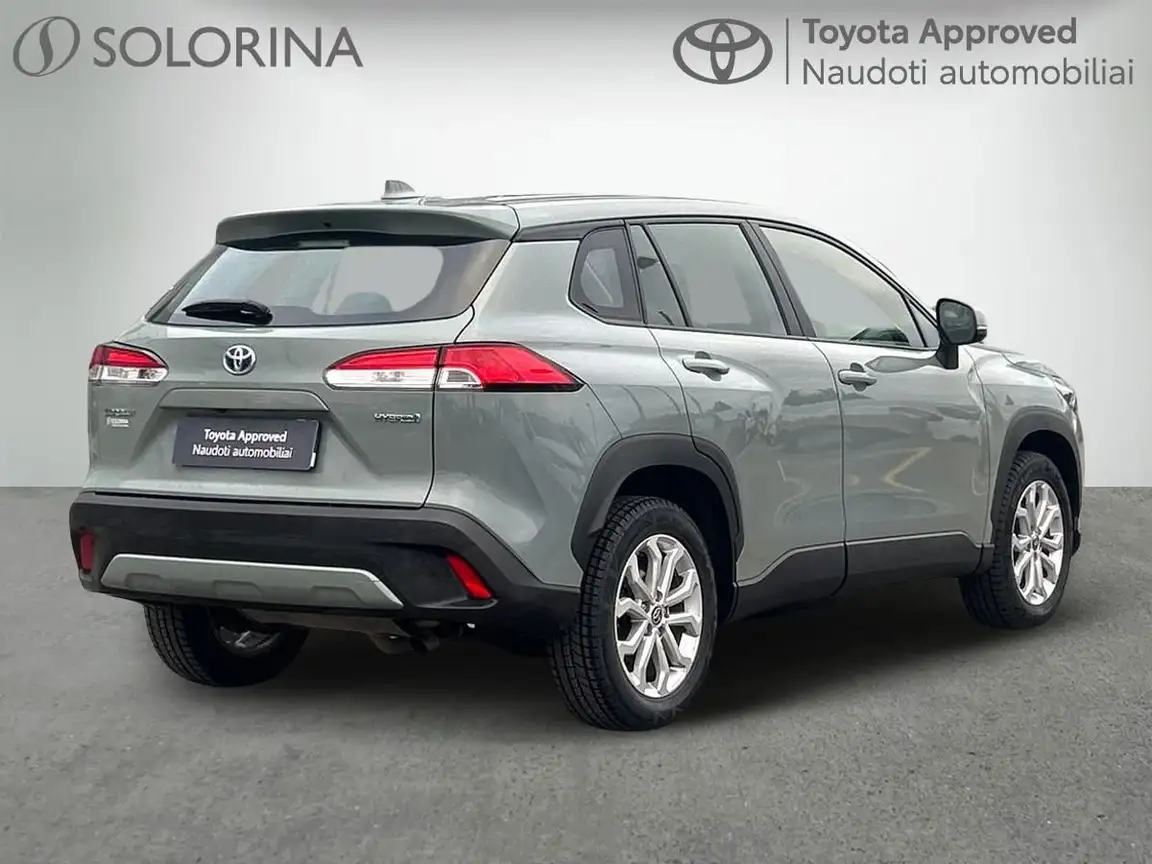 TOYOTA COROLLA CROSS