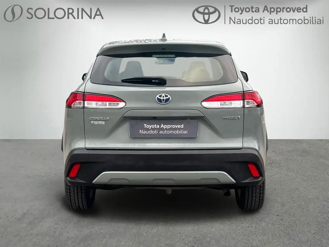 TOYOTA COROLLA CROSS