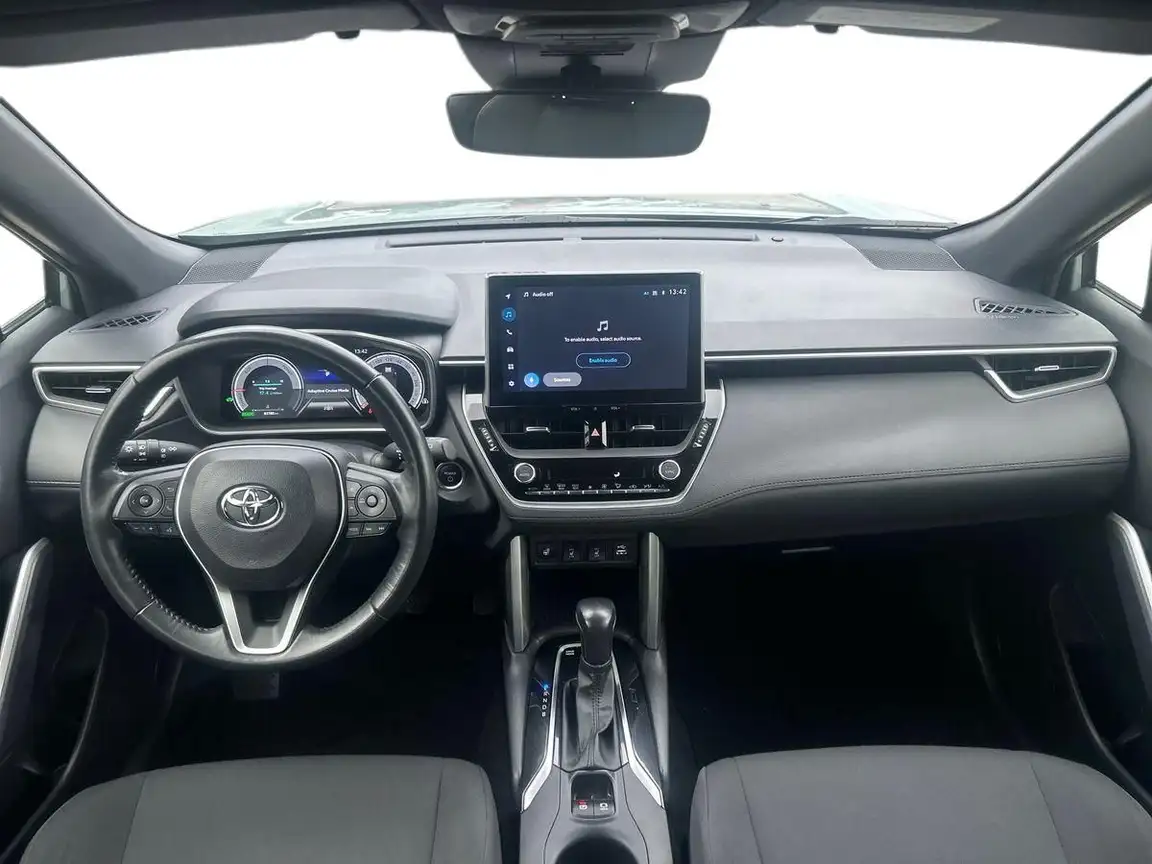 TOYOTA COROLLA CROSS