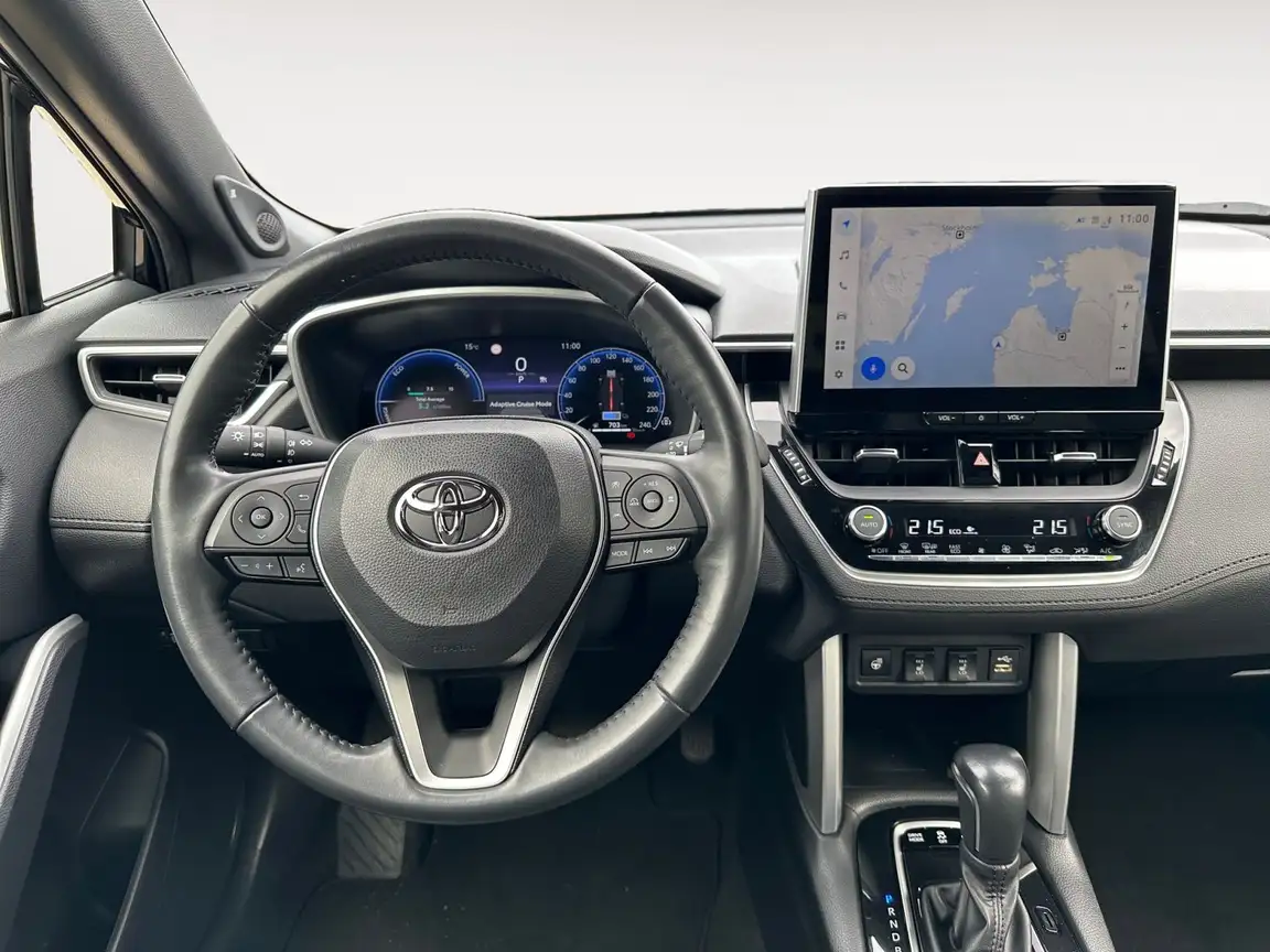 TOYOTA COROLLA CROSS