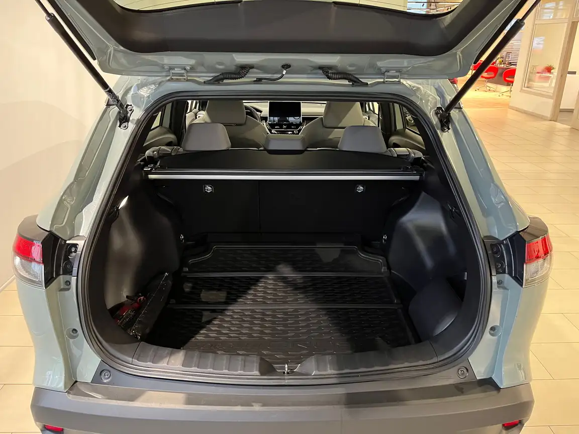 TOYOTA COROLLA CROSS