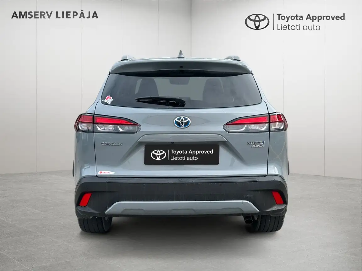 TOYOTA COROLLA CROSS