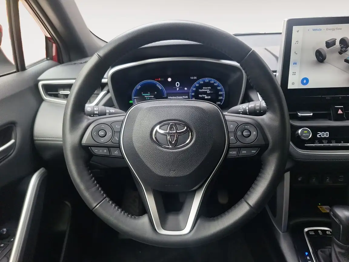 TOYOTA COROLLA CROSS