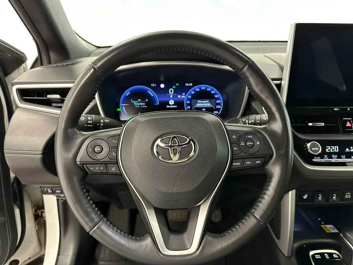 TOYOTA COROLLA CROSS