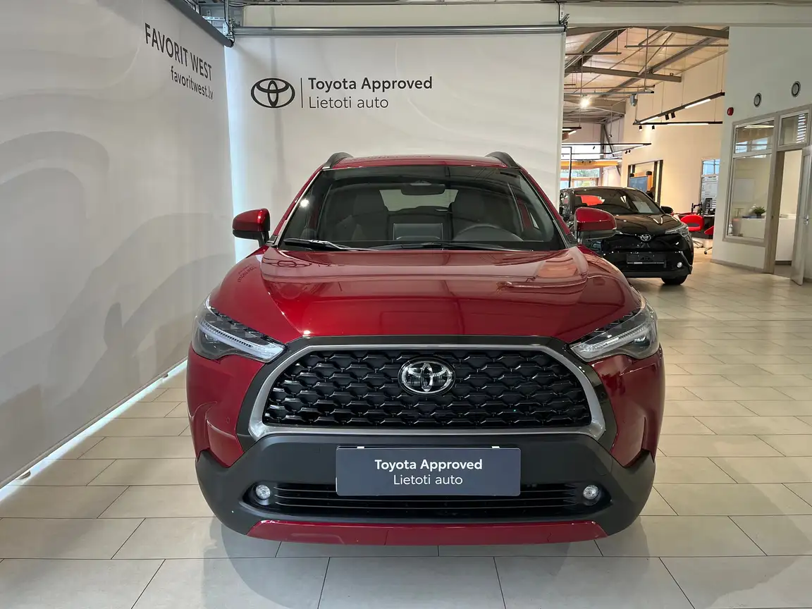 TOYOTA COROLLA CROSS