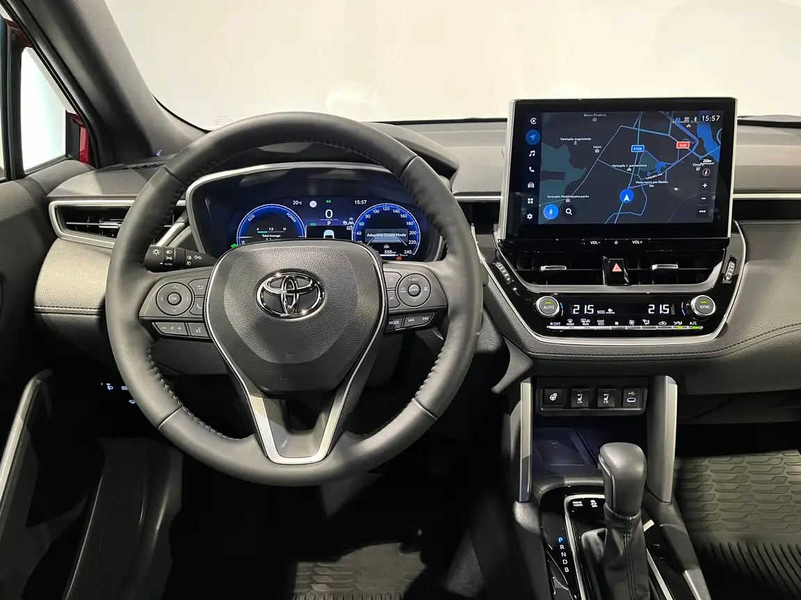 TOYOTA COROLLA CROSS