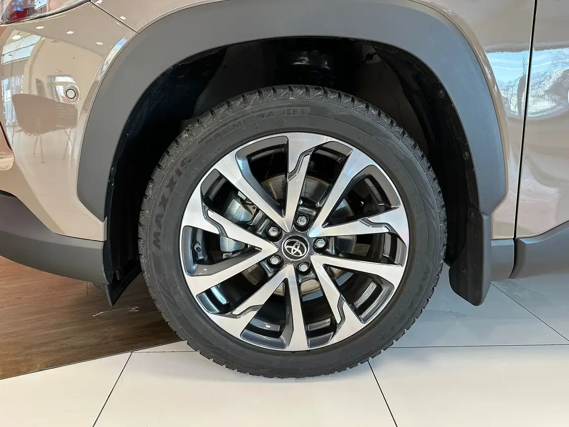 TOYOTA COROLLA CROSS