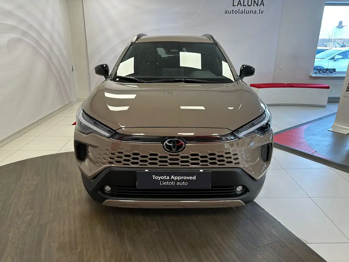 TOYOTA COROLLA CROSS