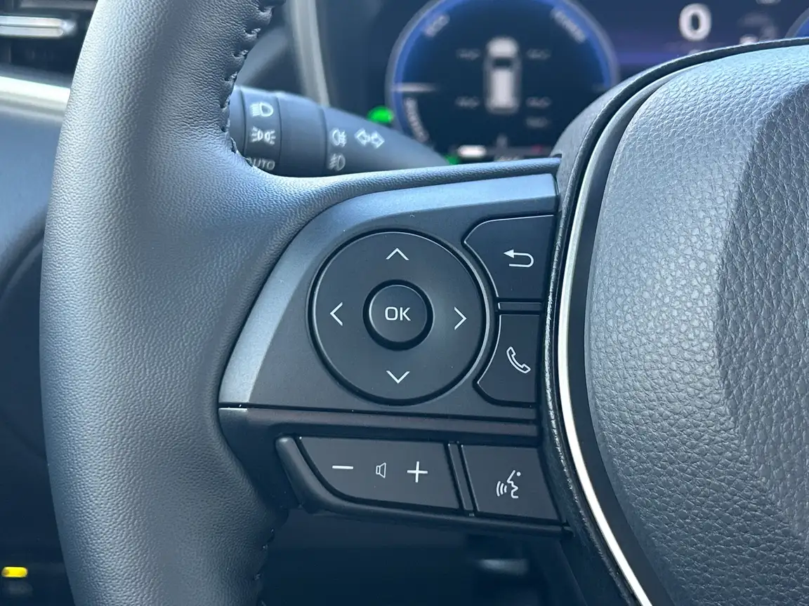 TOYOTA COROLLA CROSS