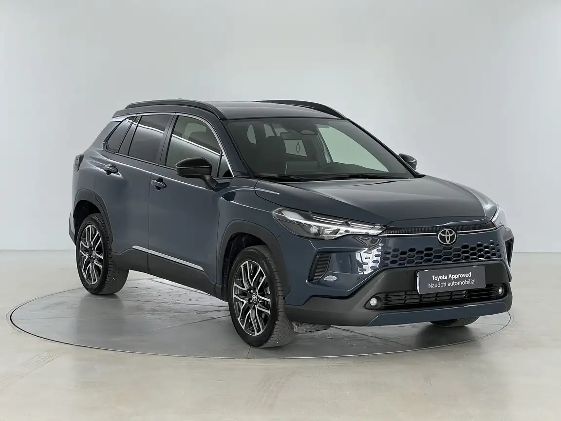 TOYOTA COROLLA CROSS