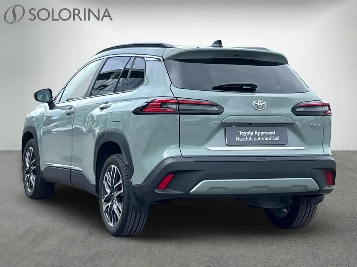 TOYOTA COROLLA CROSS