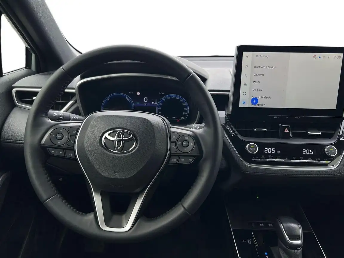 TOYOTA COROLLA CROSS
