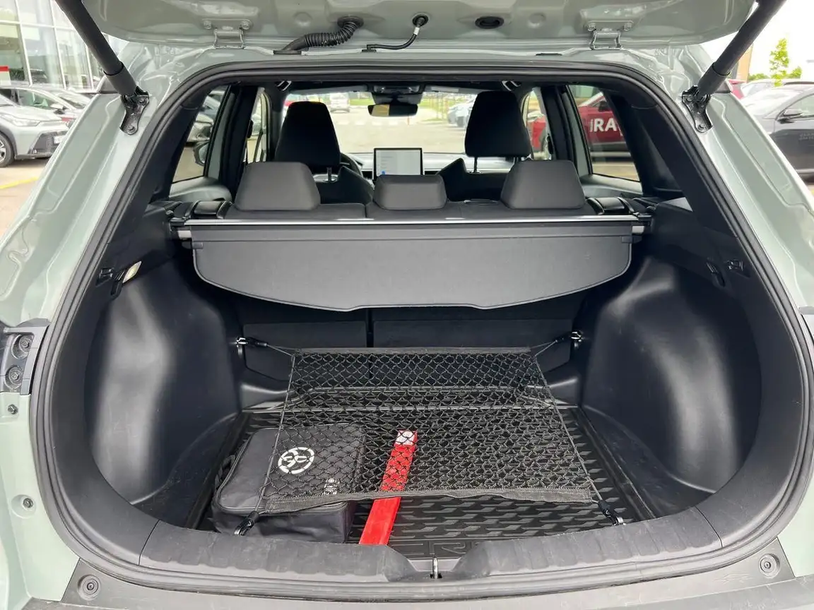TOYOTA COROLLA CROSS