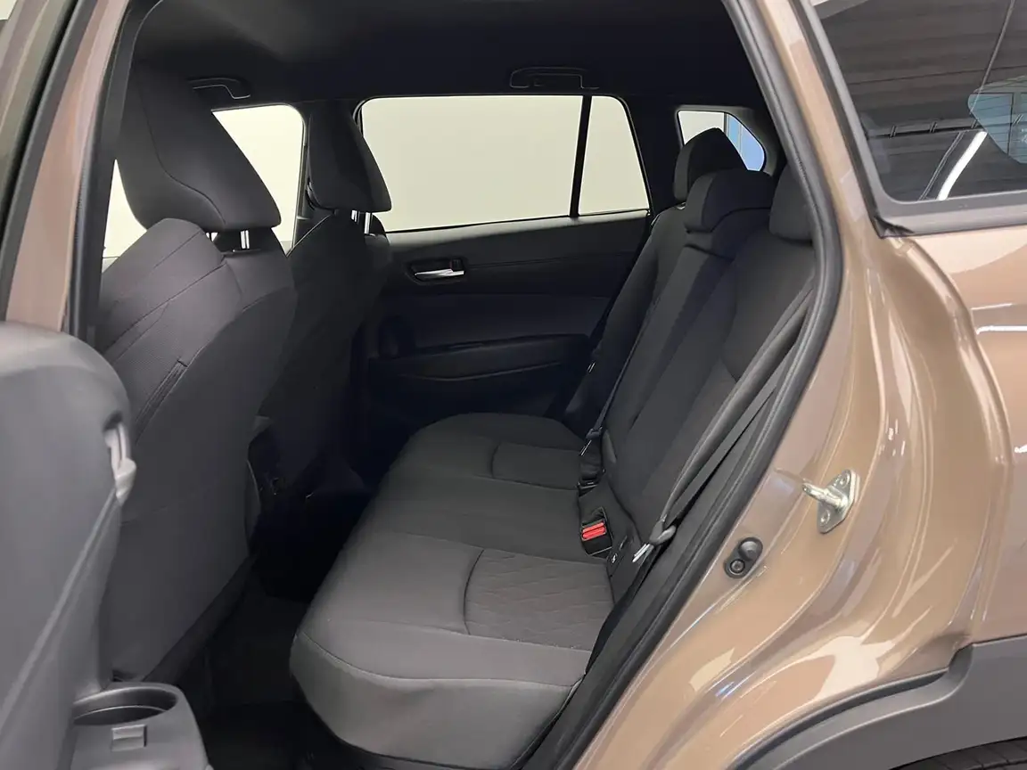 TOYOTA COROLLA CROSS