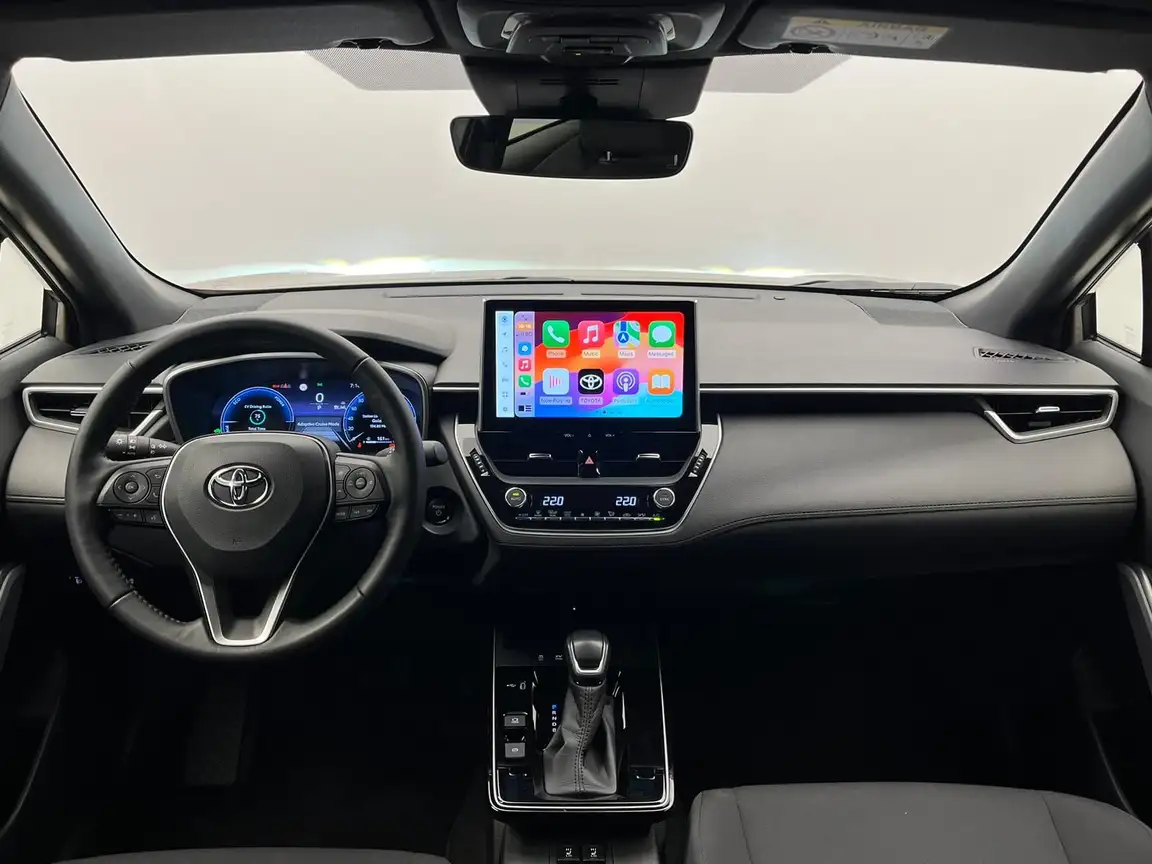 TOYOTA COROLLA CROSS