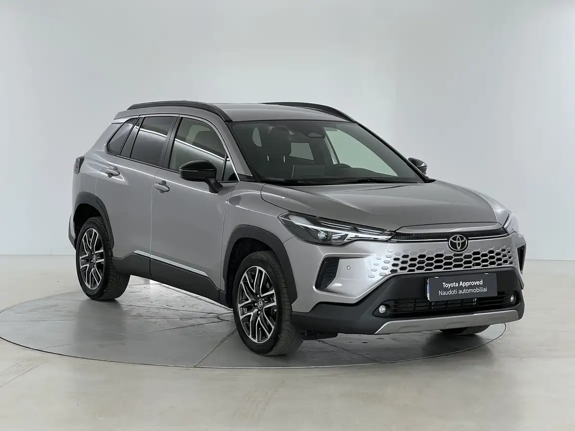 TOYOTA COROLLA CROSS