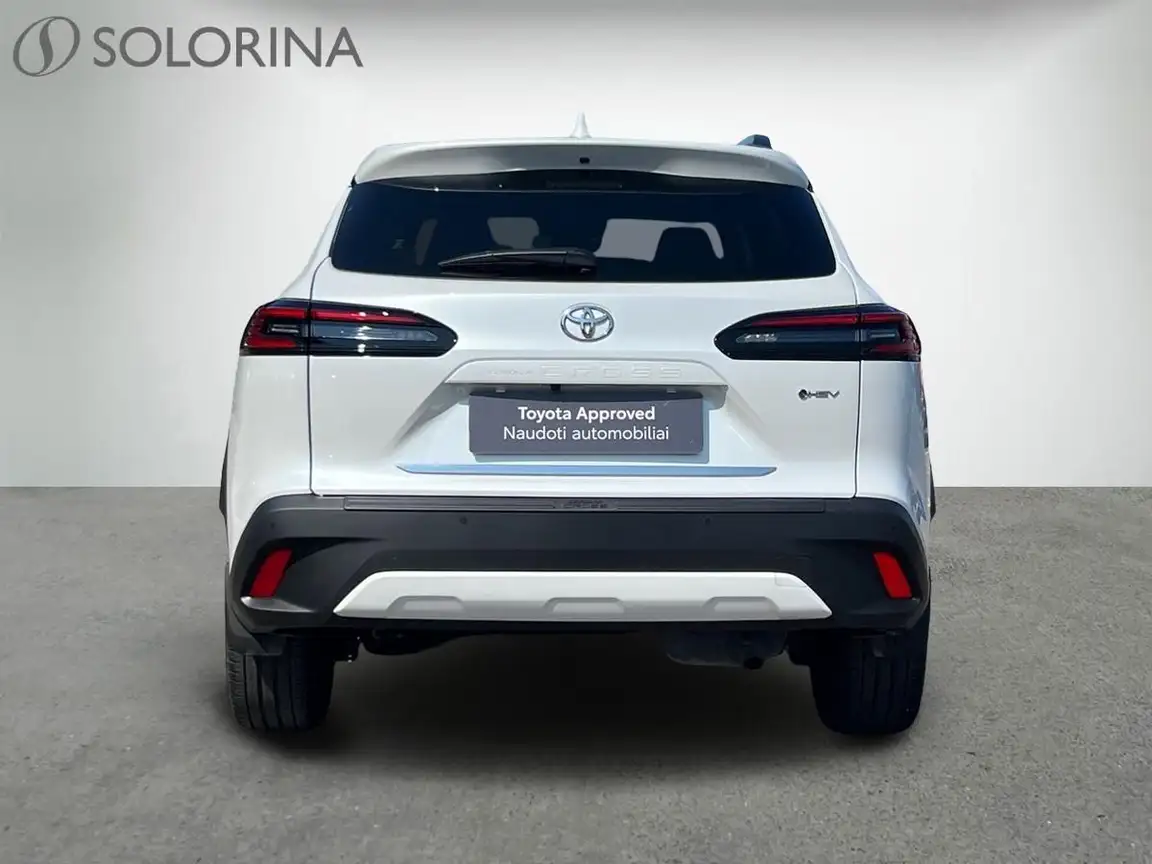 TOYOTA COROLLA CROSS