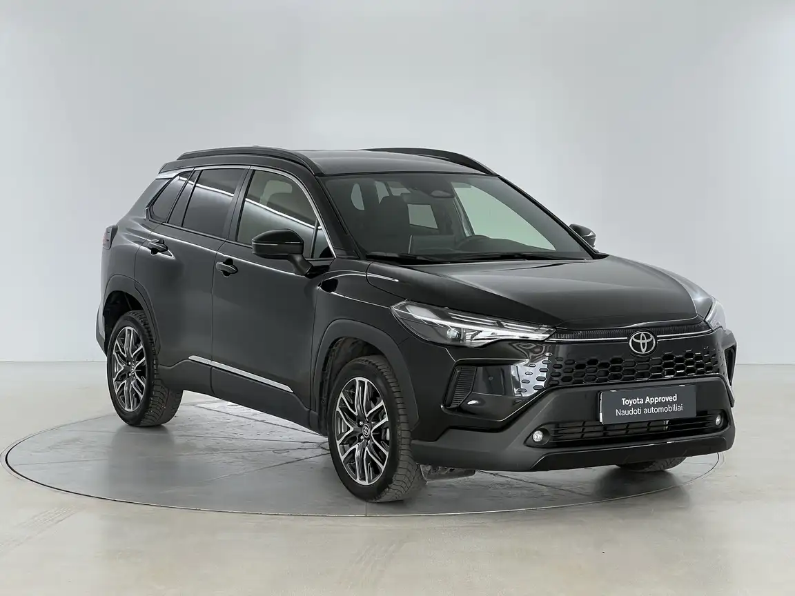 TOYOTA COROLLA CROSS