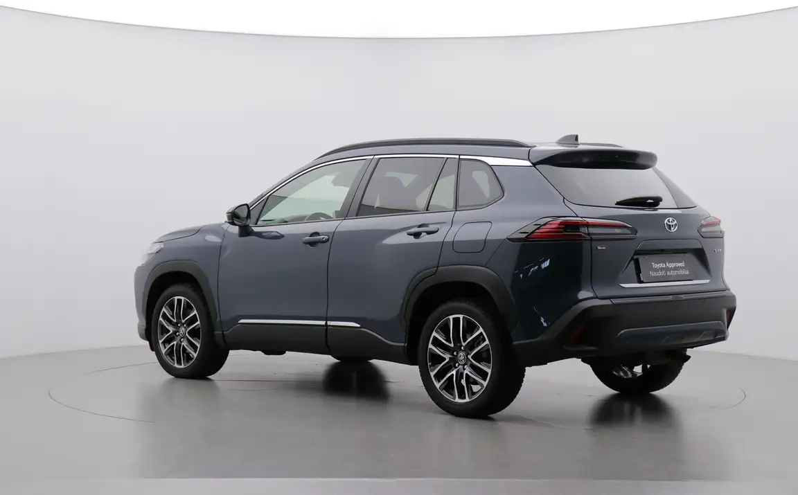 TOYOTA COROLLA CROSS