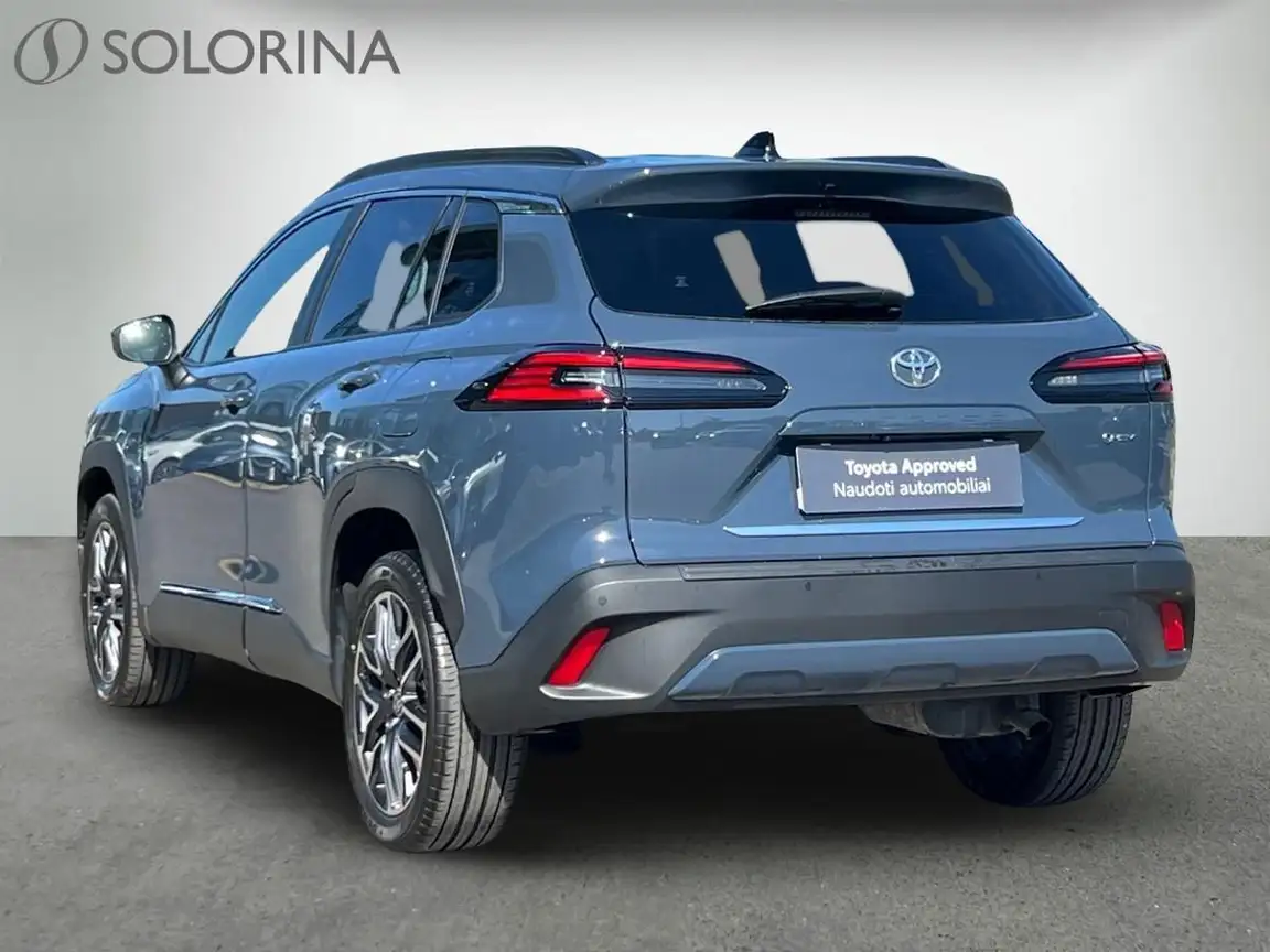 TOYOTA COROLLA CROSS