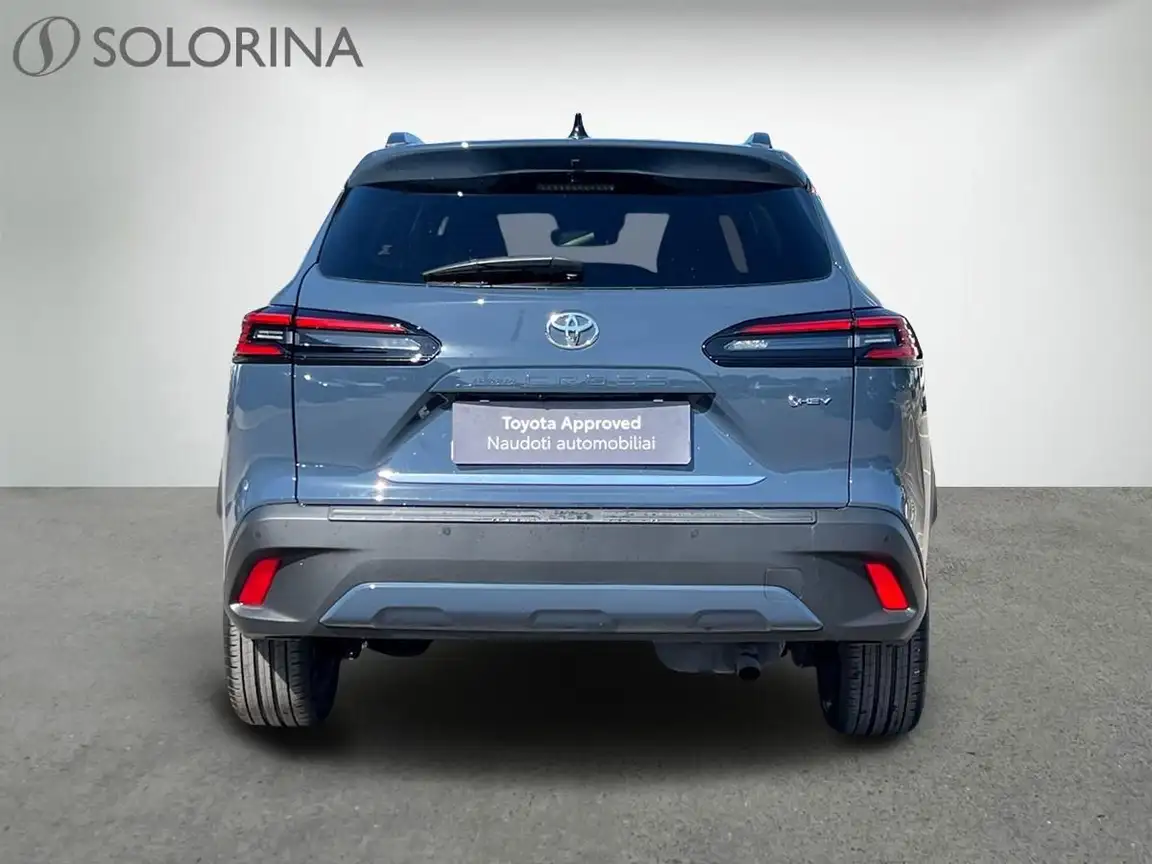 TOYOTA COROLLA CROSS