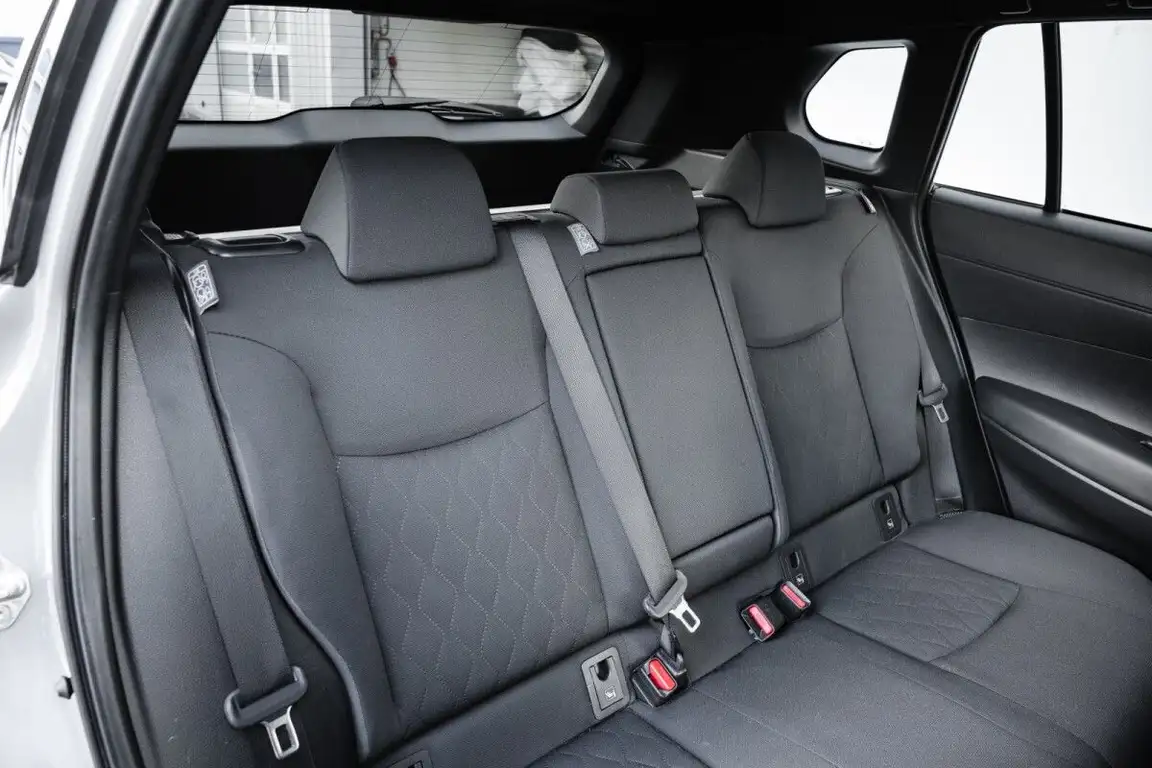 TOYOTA COROLLA CROSS