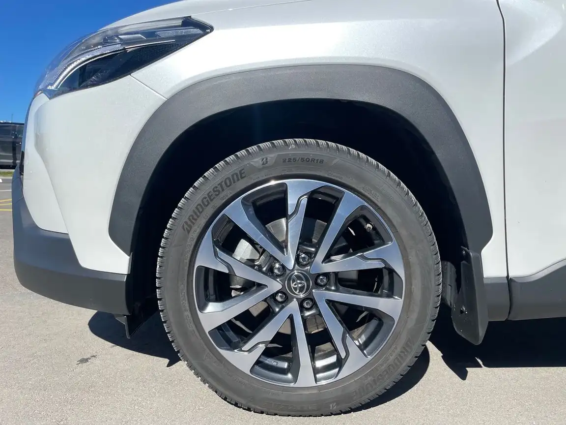 TOYOTA COROLLA CROSS