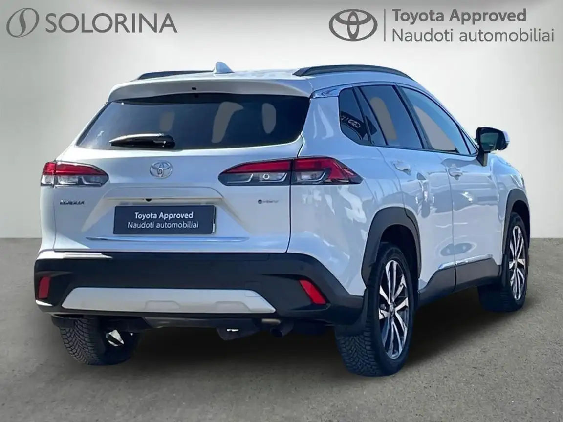 TOYOTA COROLLA CROSS