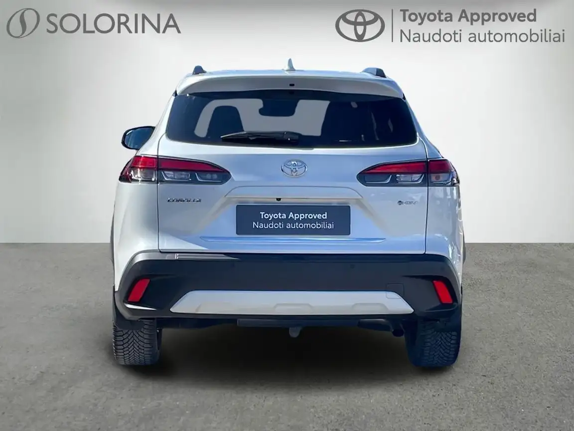 TOYOTA COROLLA CROSS